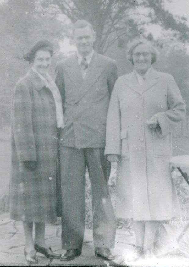 Frank Neil with his wife and second cousin